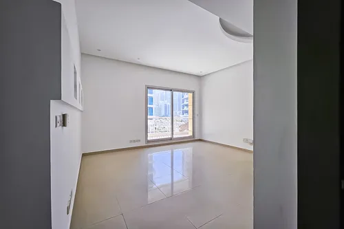 1 Bedroom Apartment in Westside Marina