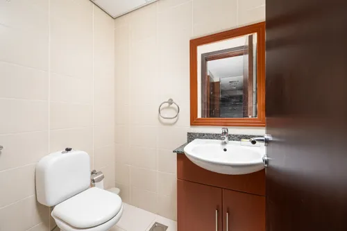 1 Bedroom Apartment in Lakeside Residence