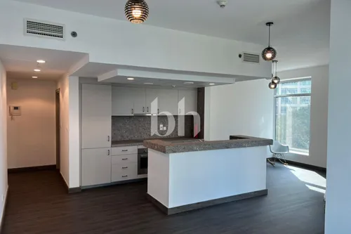 Vacant | Upgraded | Chiller Free