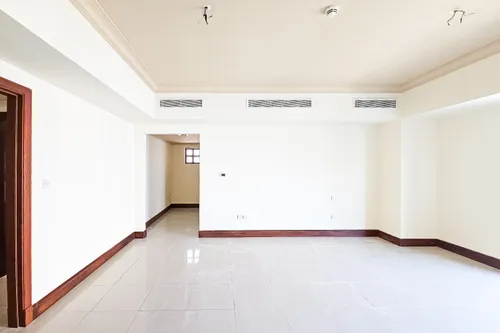 3 Bedrooms Apartment in Golden Mile 8
