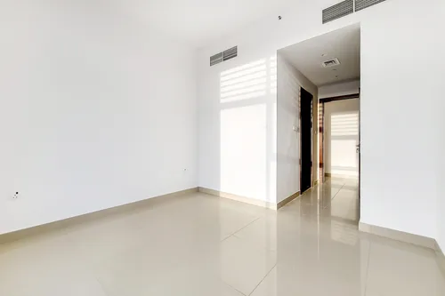 2 Bedrooms Apartment in Mulberry 2 - Mulberry 2 Building A2
