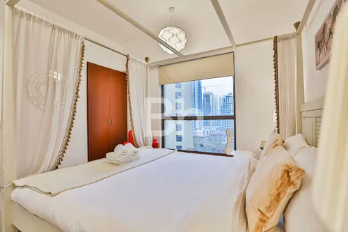 3 Bedrooms Apartment in Sadaf 4