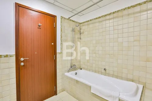 3 Bedrooms Apartment in Sadaf 4