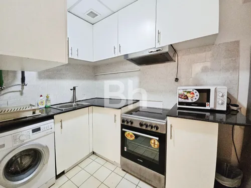 3 Bedrooms Apartment in Sadaf 4