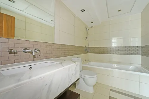 1 Bedroom Apartment in Blakely Tower