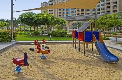 3 Bedrooms Apartment in Al Tamr