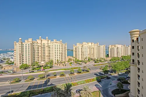 3 Bedrooms Apartment in Al Tamr