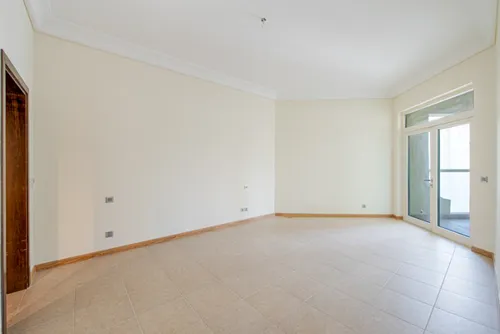 3 Bedrooms Apartment in Al Tamr