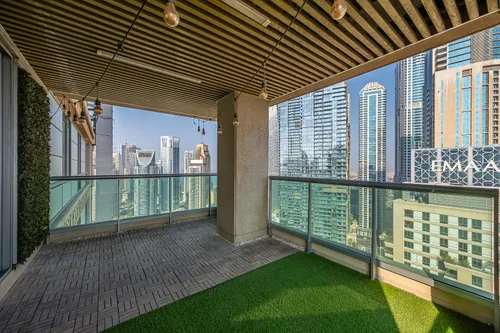 3 Bedrooms Apartment in Murjan Tower