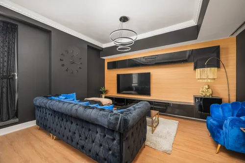 3 Bedrooms Apartment in Murjan Tower
