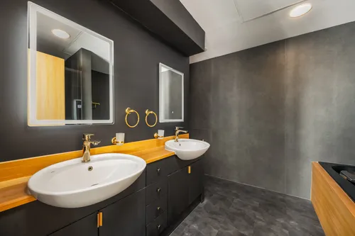 3 Bedrooms Apartment in Murjan Tower