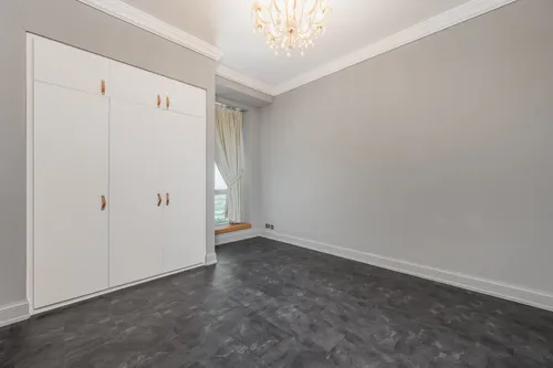 3 Bedrooms Apartment in Murjan Tower
