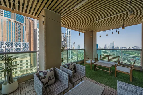3 Bedrooms Apartment in Murjan Tower