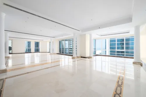 5 Bedrooms Penthouse in Al Seef Tower