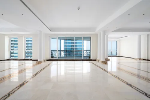 5 Bedrooms Penthouse in Al Seef Tower