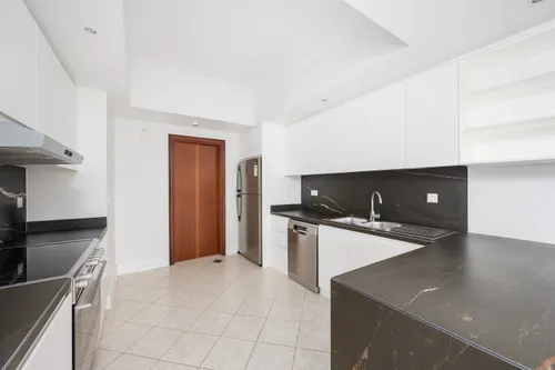 3 Bedrooms Apartment in Murjan Tower