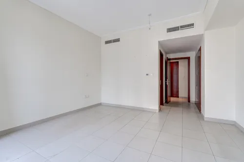 2 Bedrooms Apartment in South Ridge 3