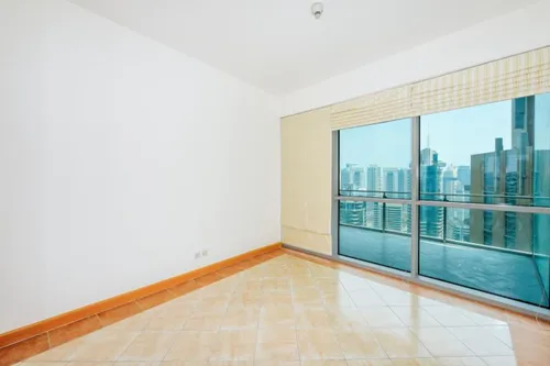 3 Bedrooms Apartment in Marina Terrace
