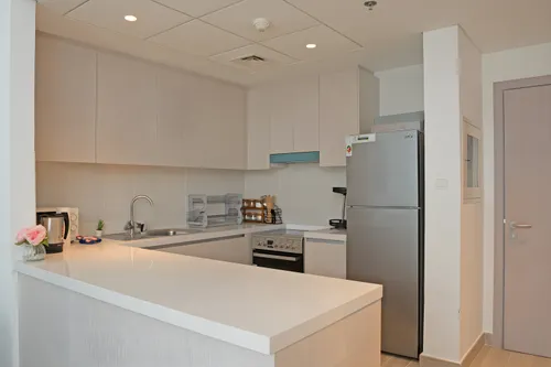 2 Bedrooms Apartment in Waters Edge