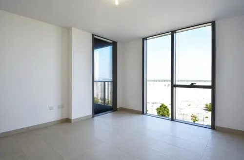 4 Bedrooms Apartment in Building E