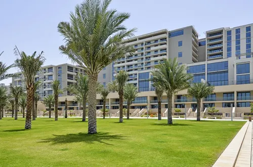 4 Bedrooms Apartment in Building E