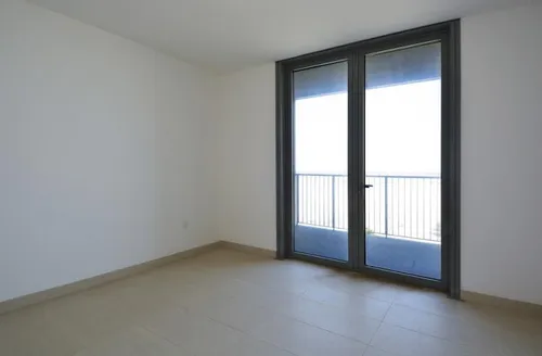 4 Bedrooms Apartment in Building E