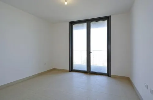 4 Bedrooms Apartment in Building E