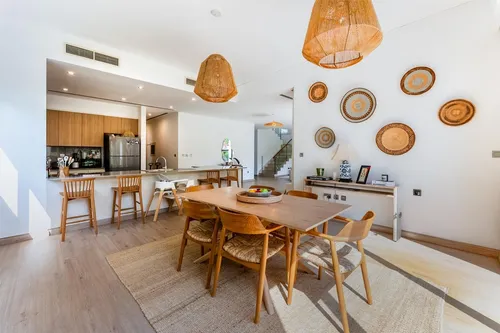 5 Bedrooms Villa in Sidra Villas I