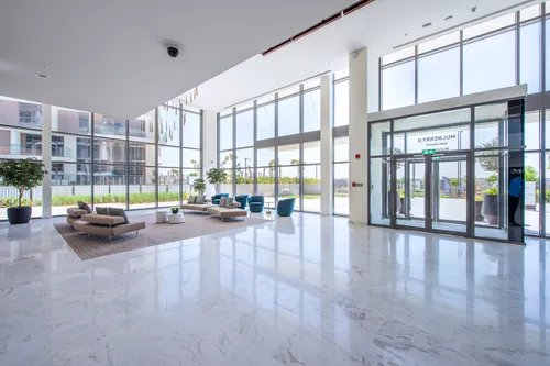 3 Bedrooms Apartment in Mulberry