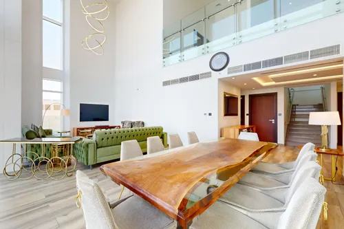 5 Bedrooms Apartment in Park Gate Residences