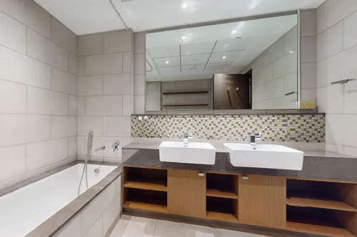 5 Bedrooms Apartment in Park Gate Residences