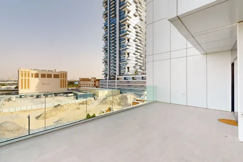 5 Bedrooms Apartment in Park Gate Residences