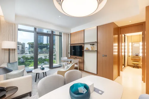 Boulevard View | Furnished | Exclusive