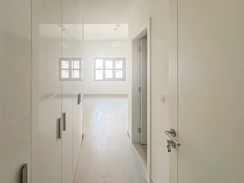 3 Bedrooms Apartment in Al Andalus Tower E