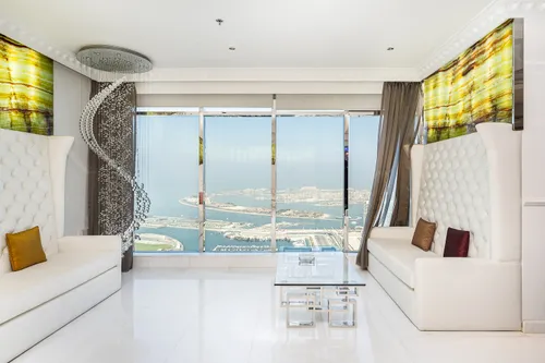 5 Bedrooms Apartment in Emirates Crown