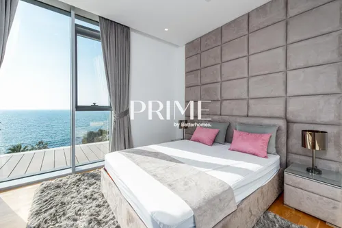 4 Bedrooms Apartment in Apartment Building 3