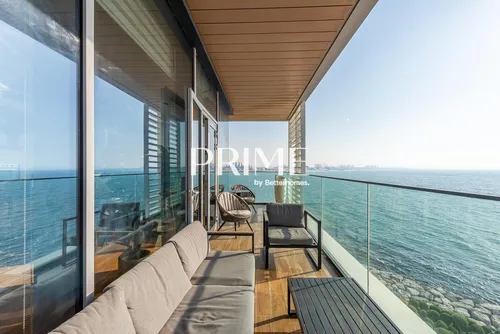 4 Bedrooms Apartment in Apartment Building 3