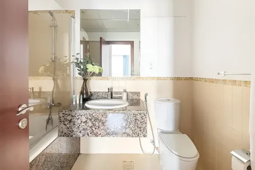 2 Bedrooms Apartment in Bahar 1