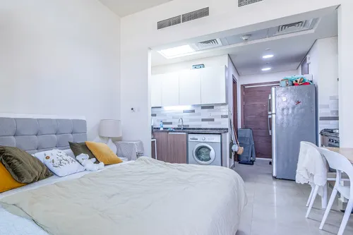 Apartment in Azizi Plaza