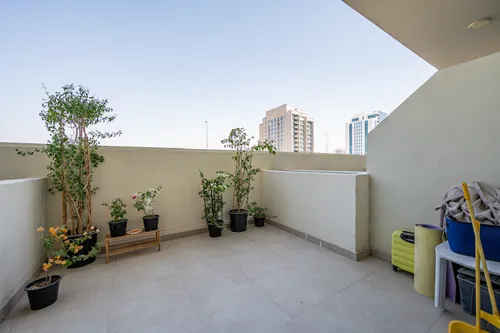 Apartment in Azizi Plaza