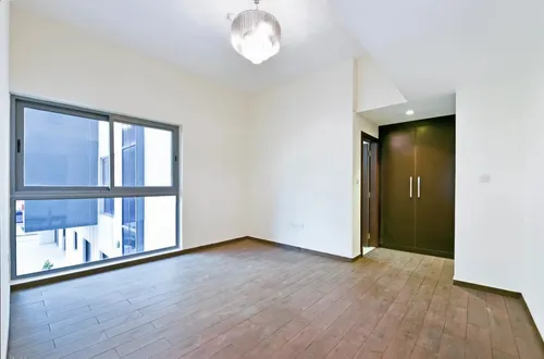 2 Bedrooms Apartment in Azizi Orchid