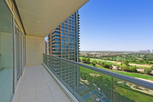 2 Bedrooms Apartment in The Fairways North