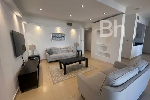 Stunning 1 Bed| Fully Upgraded| Multiple Cheques