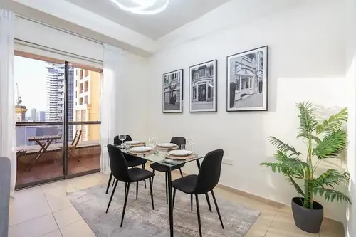 2 Bedrooms Apartment in Bahar 4