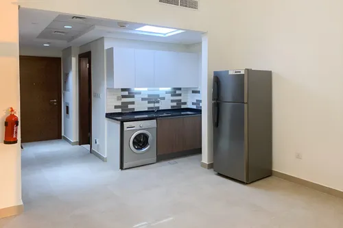 Apartment in Azizi Star