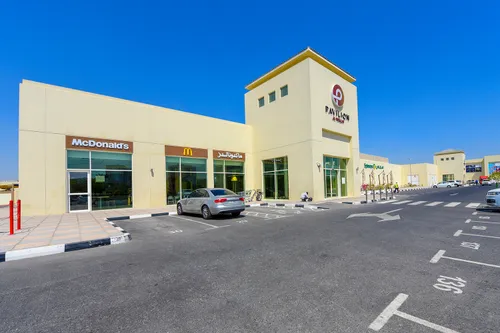 Apartment in Azizi Star