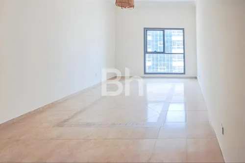 Chiller Free | Vacant | Spacious Layout