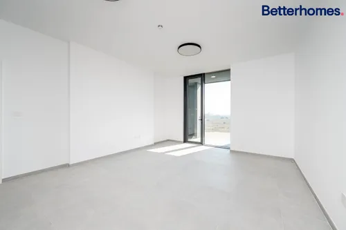 2 Bedrooms Apartment in Tiraz