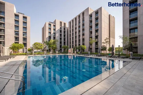 2 Bedrooms Apartment in Tiraz