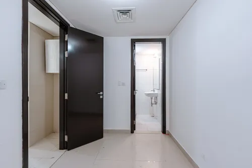 3 Bedrooms Apartment in Tala Tower